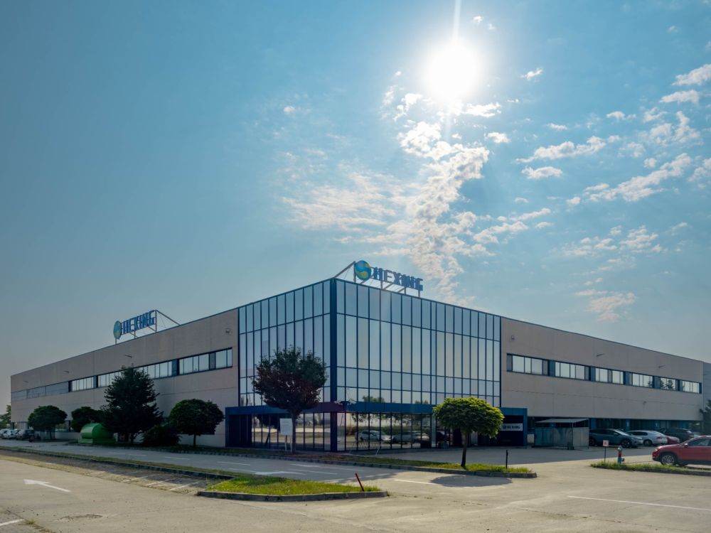 Hexing Europe şi Livoltek marchează un an de performanţă